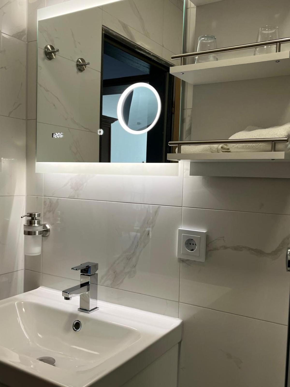 Hotel Markgraf バート・ベリンゲン エクステリア 写真